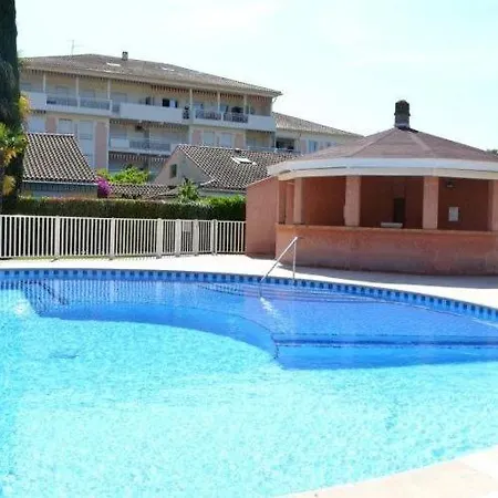 Mazet Tahiti Parc Apartament Le Lavandou