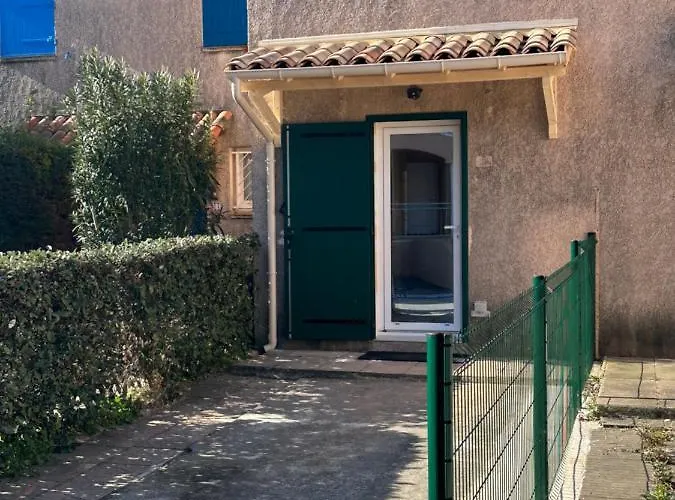 Mazet Tahiti Parc Appartement Le Lavandou